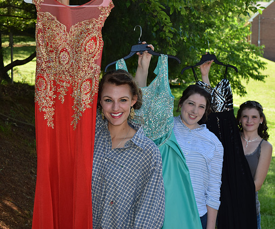 KayleJunProm2017_008
