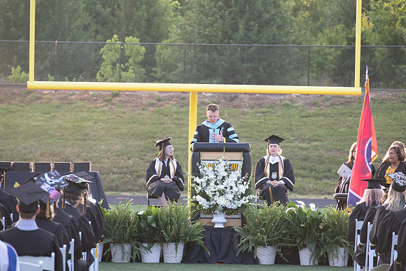 Grad2022-012