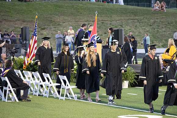 Grad2022-003